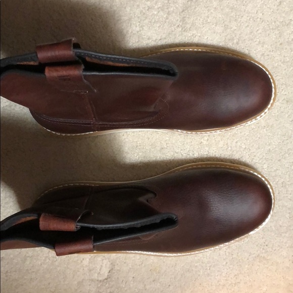 Red Wing Irish Setter brand steel toe work boots - Picture 2 of 5